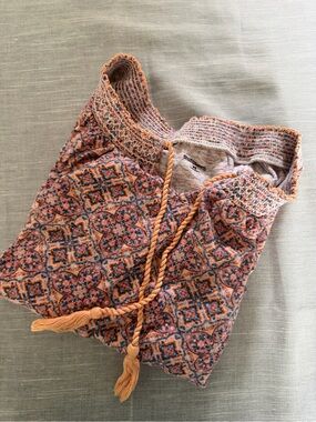 Ruff Hewn Multicolor Paisley Hooded Top